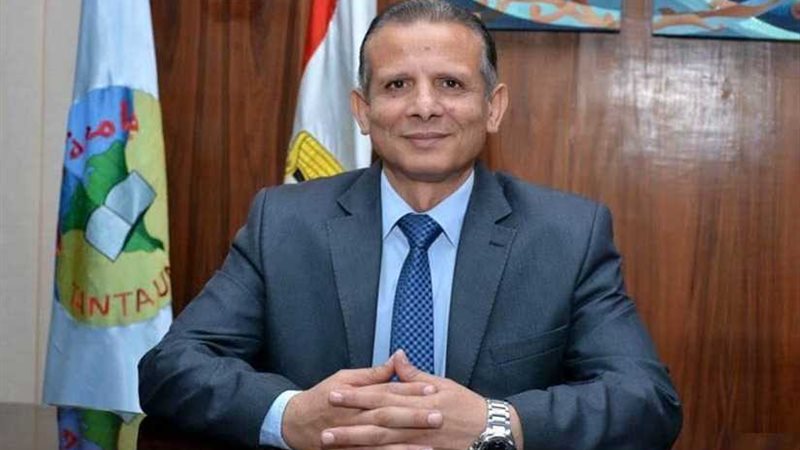 مكافأة لـ7 أطباء