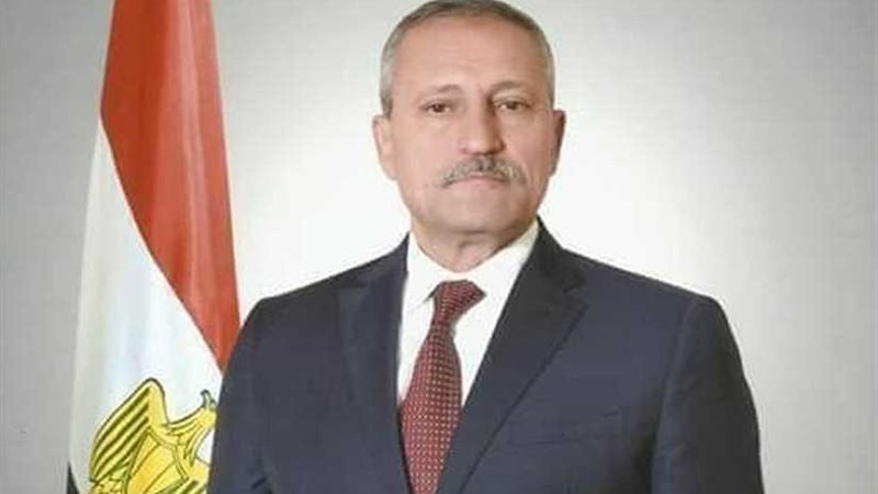 لجنة لمراجعة عقود