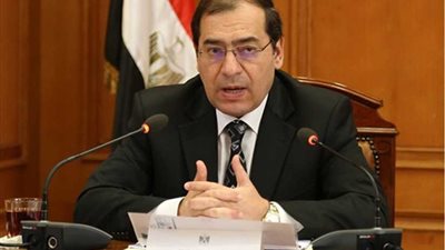 وزير البترول:الصحراء الغربية تمثل 60% من إنتاج مصر من الزيت الخام
