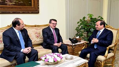الرئيس السيسى يستقبل مديرعام المخابرات اليونانية
