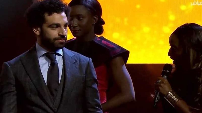 «صلاح» يصل حفل توزيع