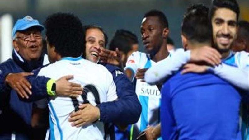 6 مشاهد في مباراة