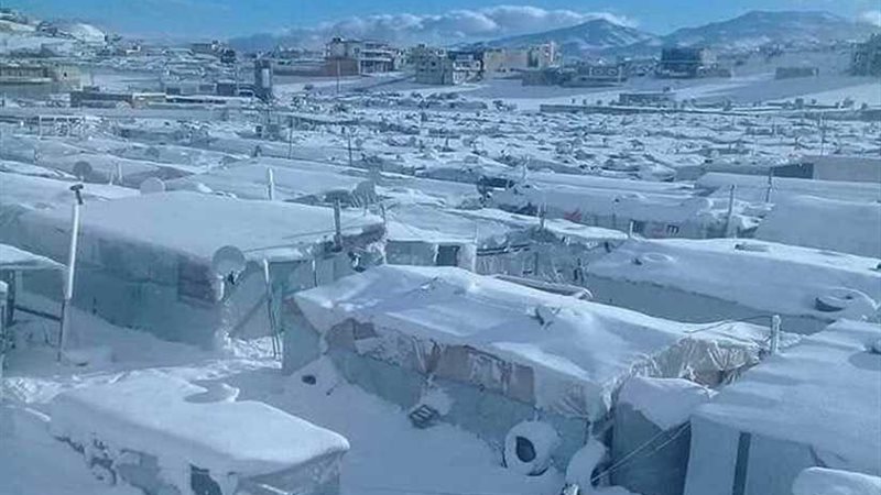 نورما تضطر الصليب