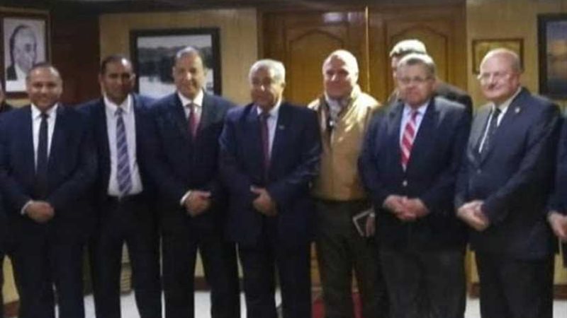 متابعة أعمال خفض