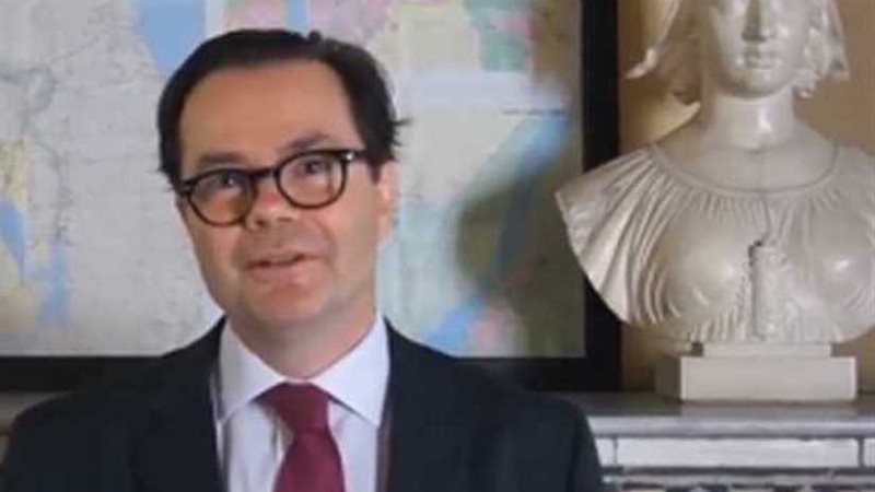 سفير فرنسا من دار