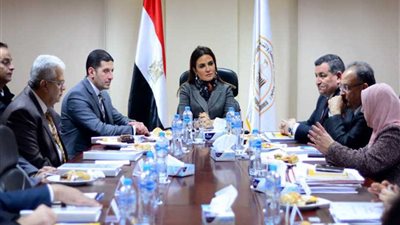 وزيرة الاستثمار تعقد اجتماعاً مع مجلس إدارة المنطقة الإعلامية الحرة