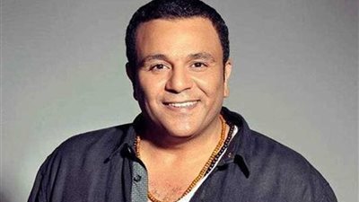 محمد فؤاد: لم أتعاقد مع أي قنوات وهذه الأكذوبة أصابتني بأضرار مادية ومعنوية