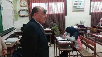 رئيس التأمين الصحي بالدقهلية يتفقد امتحانات مدرسة التمريض
