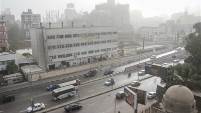 «المرور»: إغلاق الطرق في حالة وجود رياح بأتربة