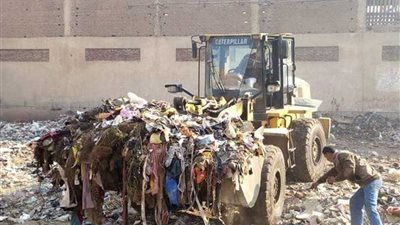 رفع أطنان من القمامة في حملة نظافة بقرى طنطا