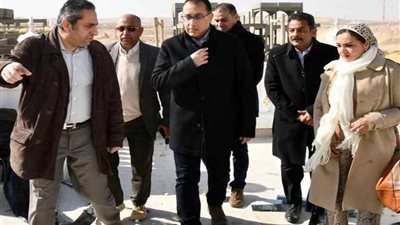 رئيس الوزراء يشهد بدء العمل بـ