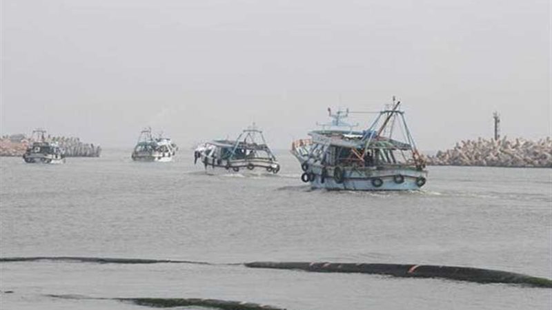 رياح شديدة توقف الصيد