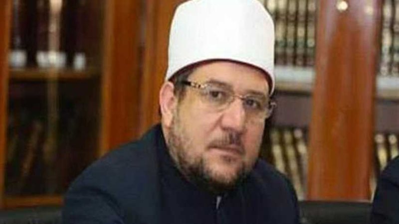 وزير الأوقاف يطالب