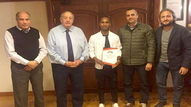 رسميا..المقاصة يتعاقد