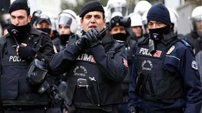 السلطات التركية تأمر باعتقال 192 شخصا للاشتباه بصلتهم بفتح الله جولن