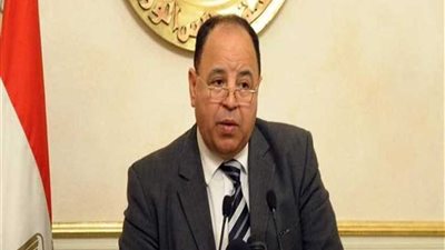 وزير المالية: الصادرات طوق نجاتنا