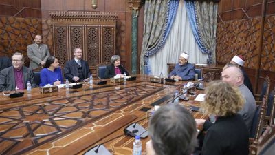 الإمام الأكبر لوفد أساقفة النرويج: السلام العالمي لا يمكن أن يتحقق إلا باستحضار القيم الأخلاقية للأديان