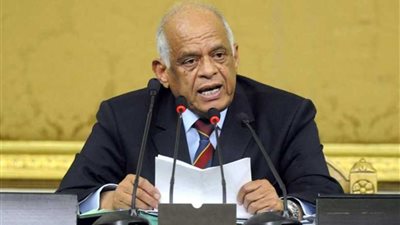 البرلمان ينتهي من مناقشة 45 مادة بمشروع قانون تنظيم النقل البري