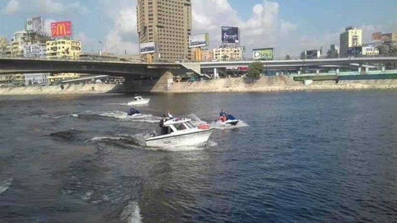 المسطحات تنقذ طالبا