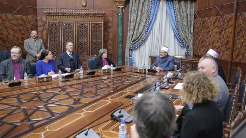 الإمام الأكبر لوفد