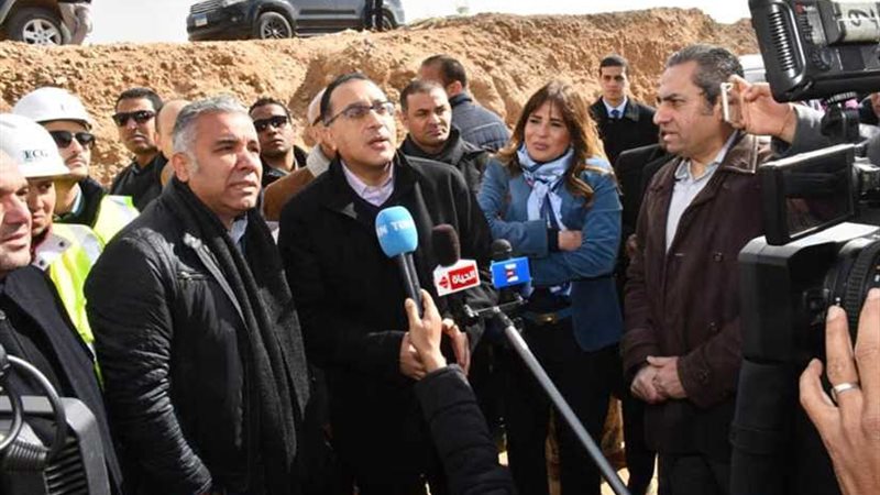 رئيس الوزراء يتفقد