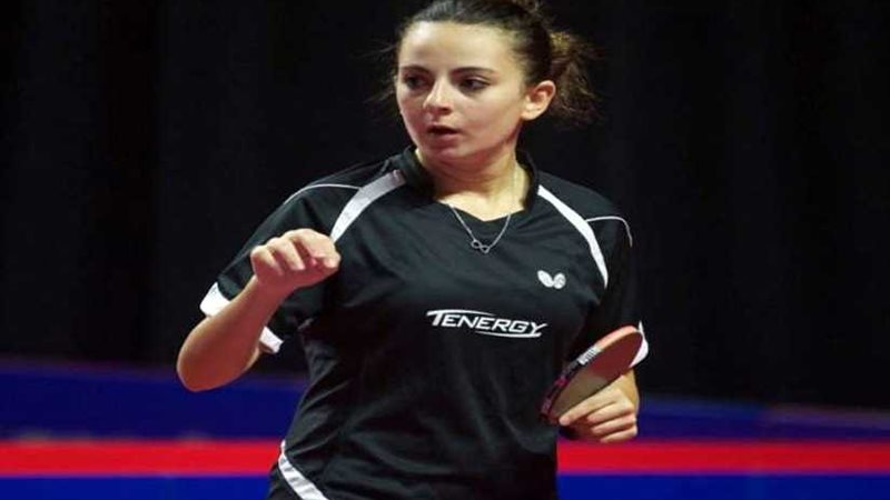 دينا مشرف تفوز على