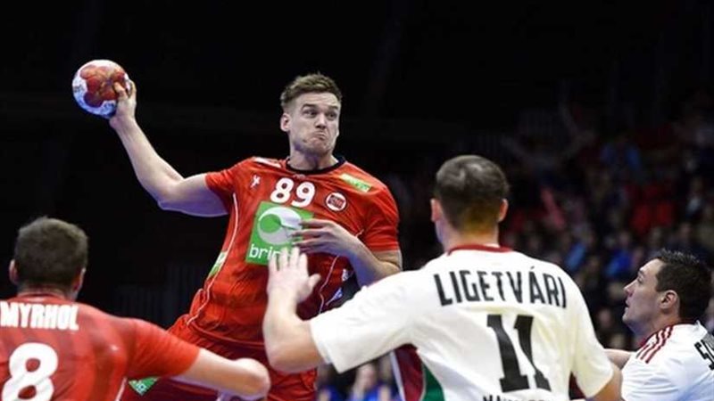 النرويج تفوز على