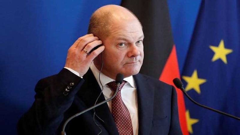 شولتز يعرب عن أسفه