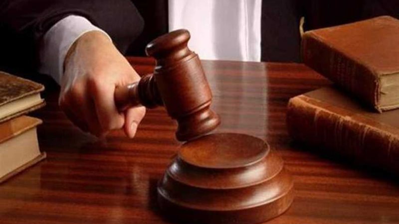 إحالة مدير الصيادلة