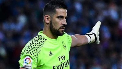 ليدز يونايتد يضم حارس ريال مدريد الإسباني كيكو كاسيا