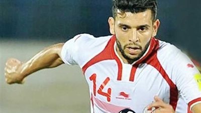 النجم الساحلي التونسي يعلن تمديد تعاقده مع أمين بن عمر