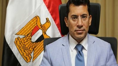 صبحي يهنئ منتخب اليد بالتأهل للدور الرئيسي في المونديال