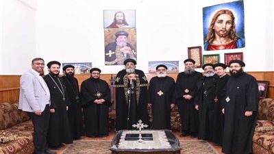 قداسة البابا يلتقي لجنة 