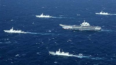 مناورات أمريكية بريطانية في بحر الصين الجنوبي