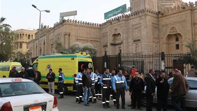 سيارات الإغاثة تجوب شوارع القاهرة لإنقاذ المشردين والأطفال بلا مأوى