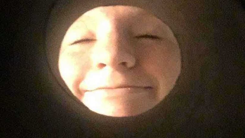 اعمل نفسك قمر تحدٍ