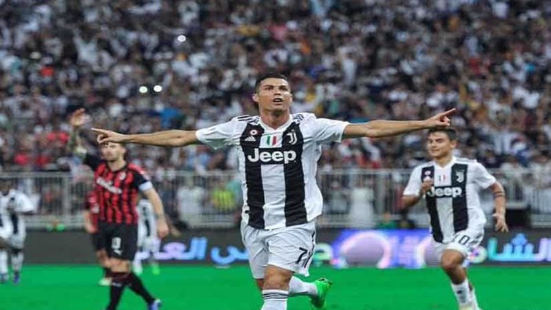 رونالدو يقود يوفنتوس
