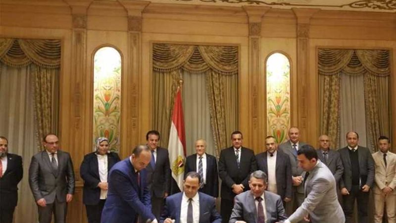 عميد آداب دمنهور