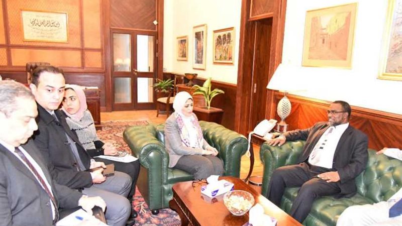 وزيرة الصحة تستقبل