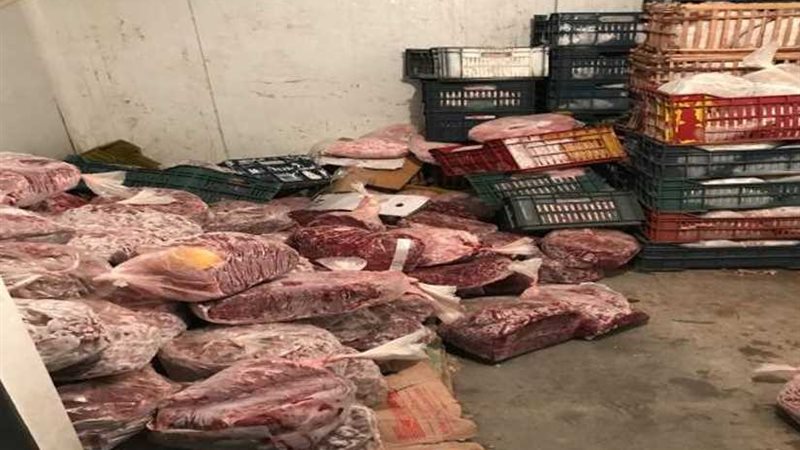 ضبط 3 أطنان لحومًا