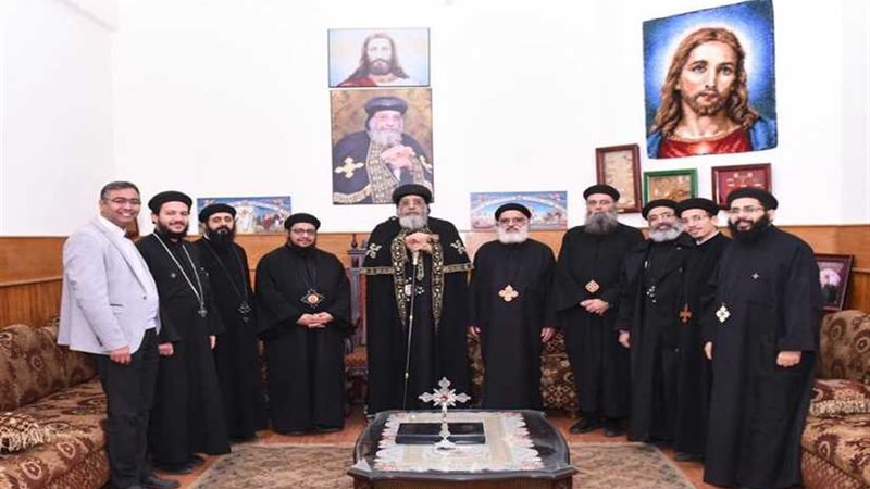 قداسة البابا يلتقي