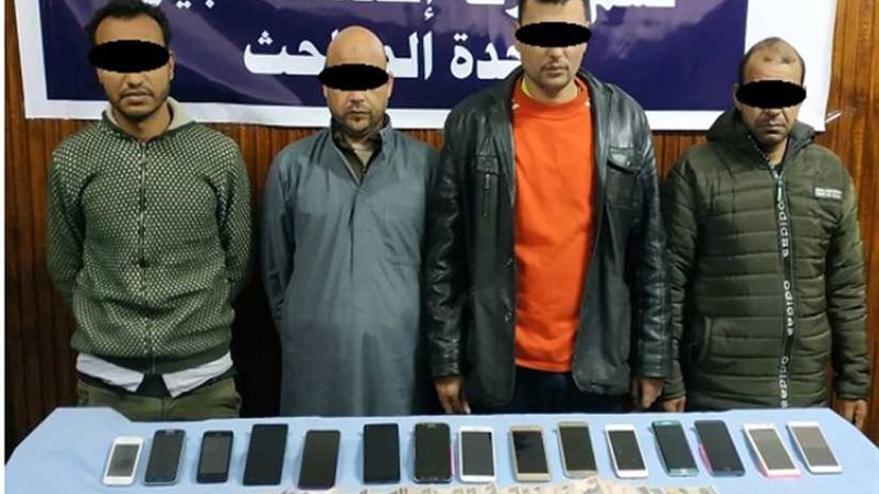 ضبط 16 محمولًا بحوزة