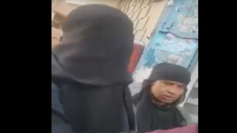 شاهد.. نازحة يمنية