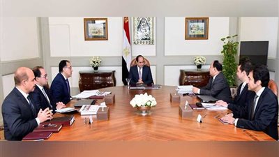 أنشطة الرئيس السيسي تتصدر الصحف المصرية