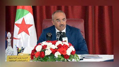 وزير الداخلية الجزائري: 5 أحزاب سياسية و5 مستقلين ترشحوا للرئاسة
