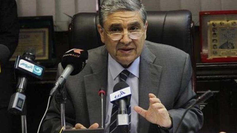 وزير الكهرباء: 300