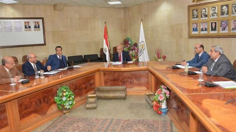 رئيس جامعة أسيوط