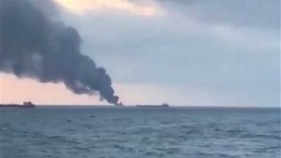 موسكو: مقتل بحارين اثنين في حريق بـ