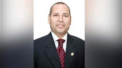 القاهرة: كوبري المطار سليم تماما