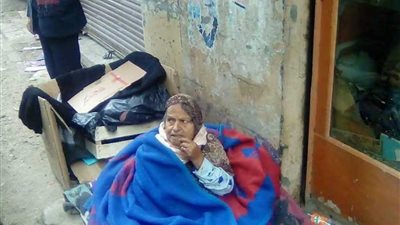 فرق التدخل السريع بتضامن المنوفية تنقذ ”فايزة“ من التشرد